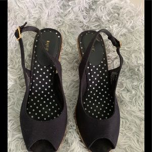 Apt 9 navy blue wedges